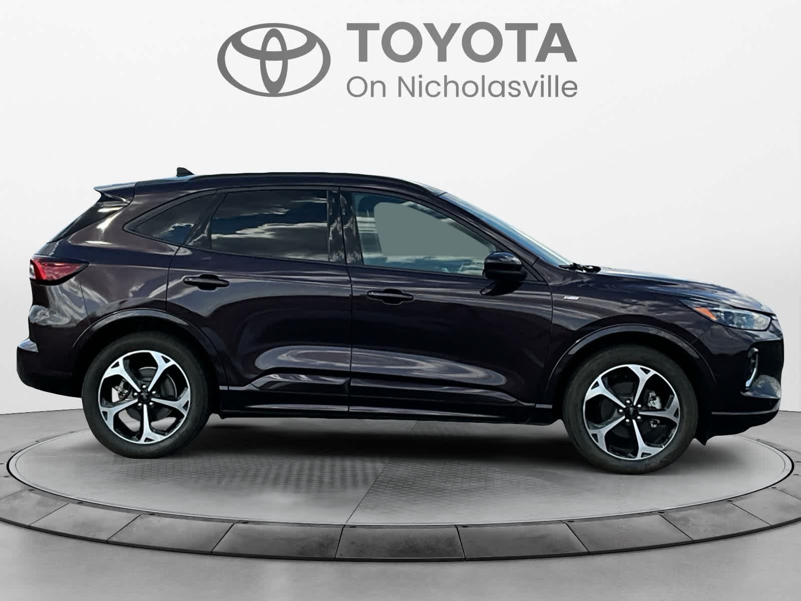 2023 Ford Escape ST-Line Elite - Photo 6