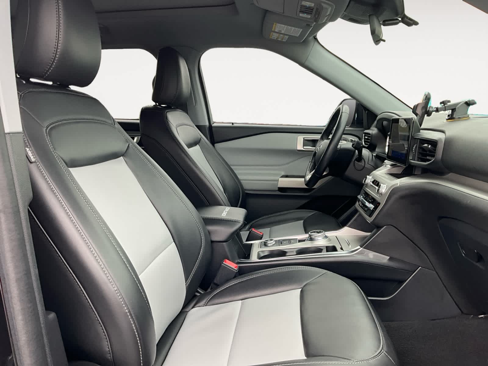 Used 2022 Ford Explorer SUV