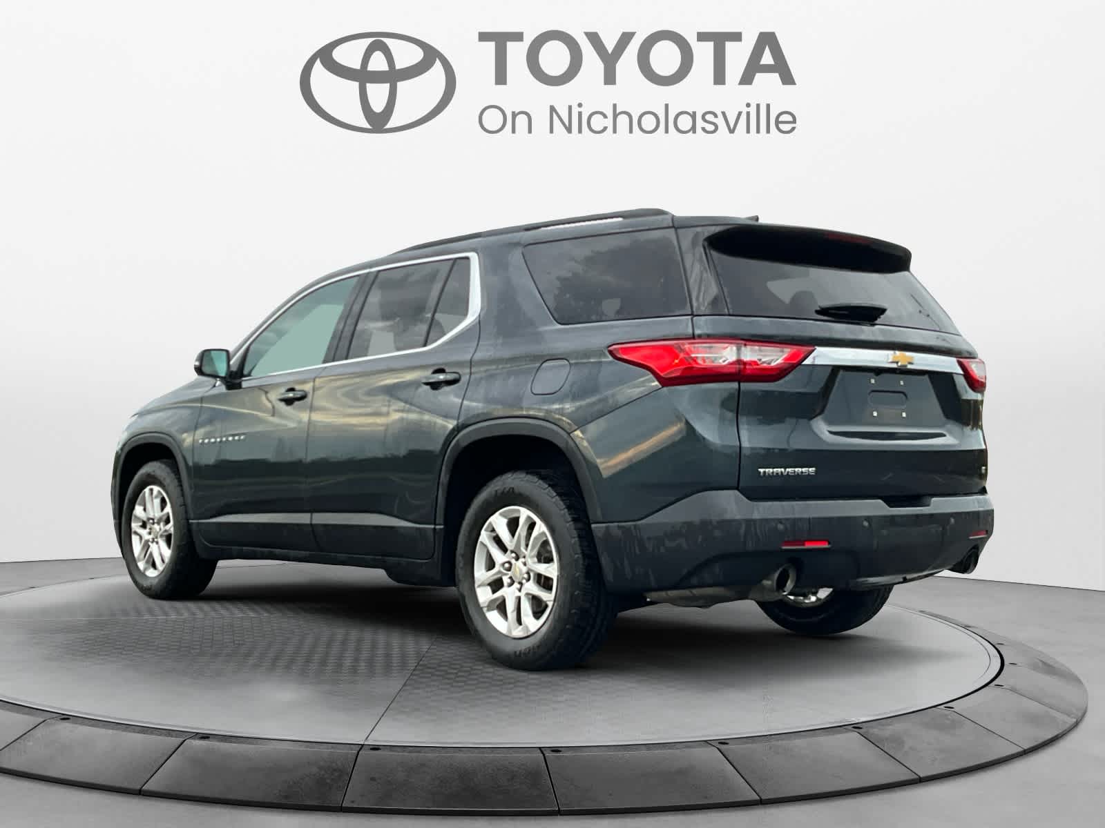 Used 2019 Chevrolet Traverse SUV