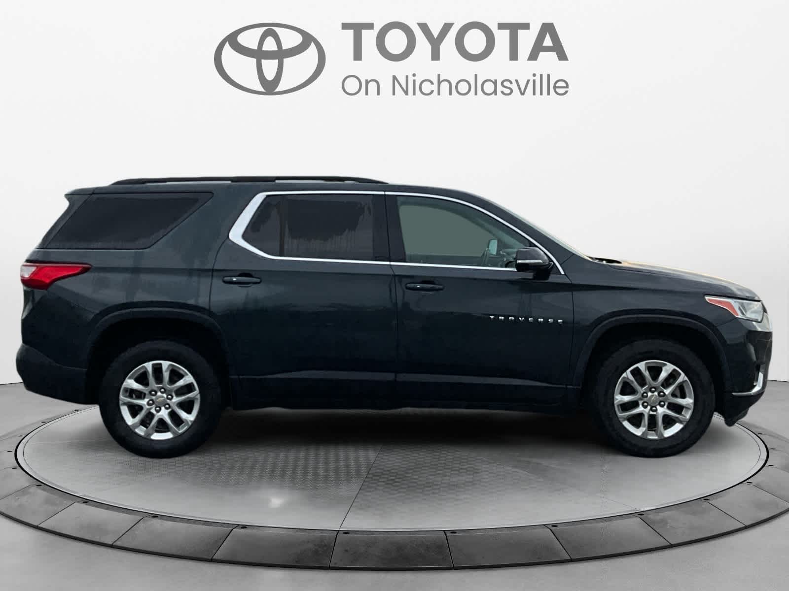 Used 2019 Chevrolet Traverse SUV