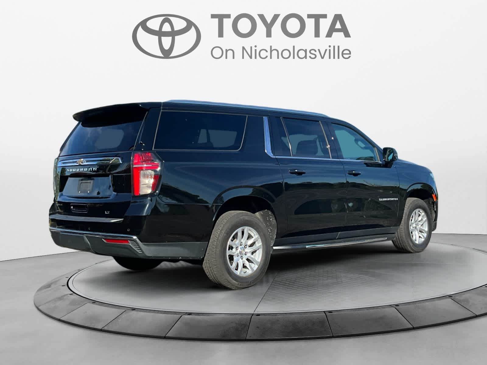 Used 2021 Chevrolet Suburban SUV