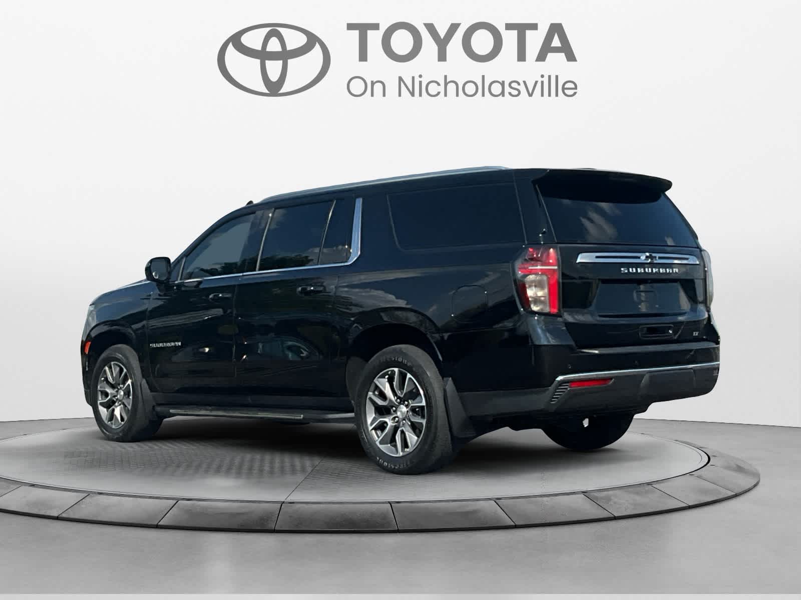 Used 2023 Chevrolet Suburban SUV