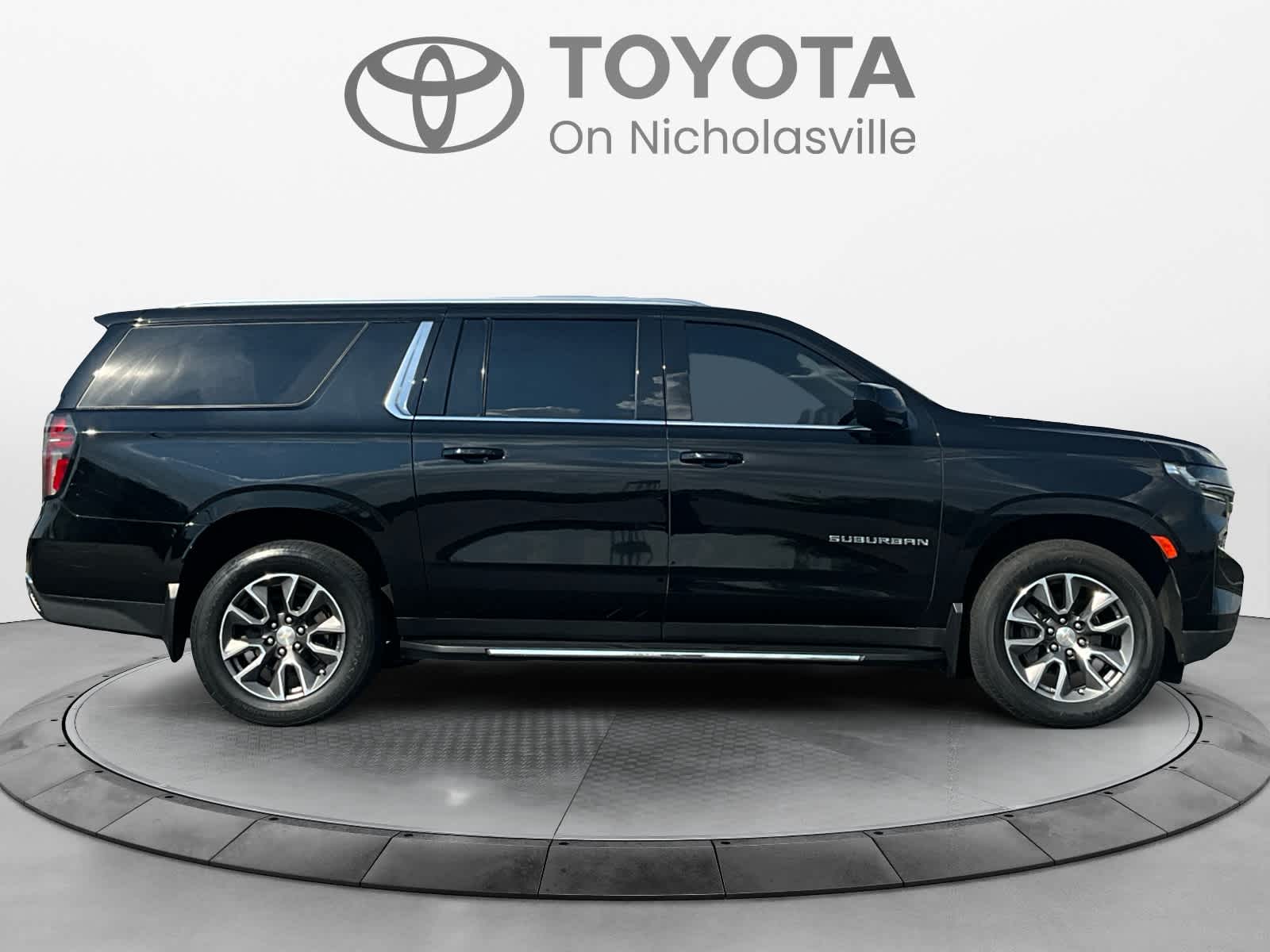 Used 2023 Chevrolet Suburban SUV