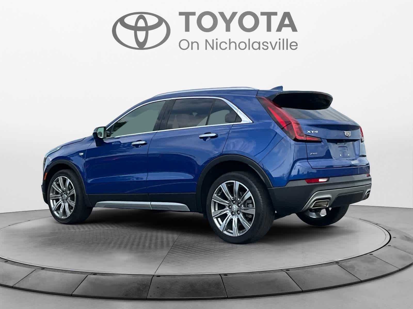 Used 2023 Cadillac XT4 SUV