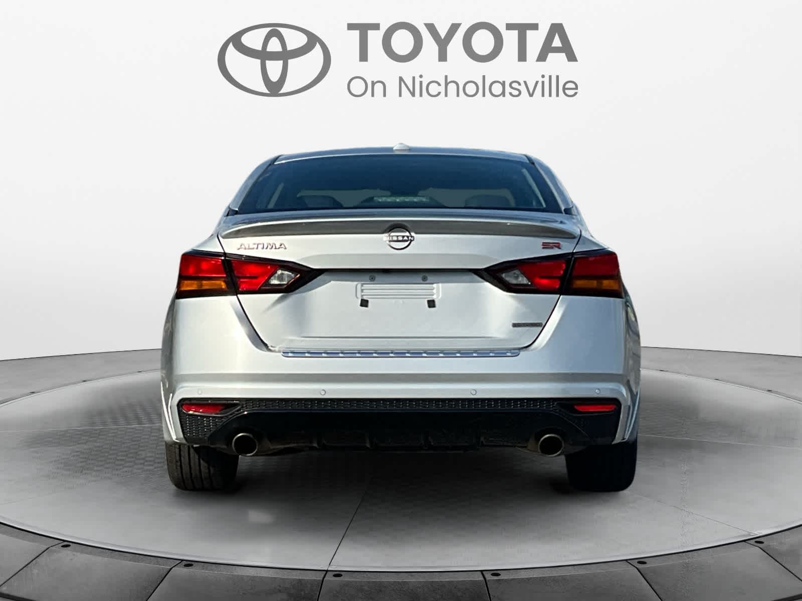 Used 2023 Nissan Altima Sedan