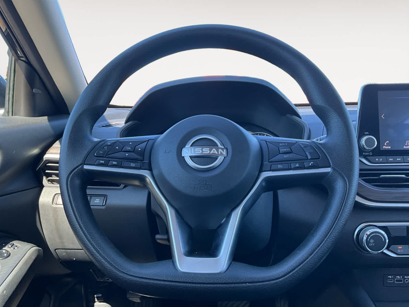 Used 2024 Nissan Altima Sedan