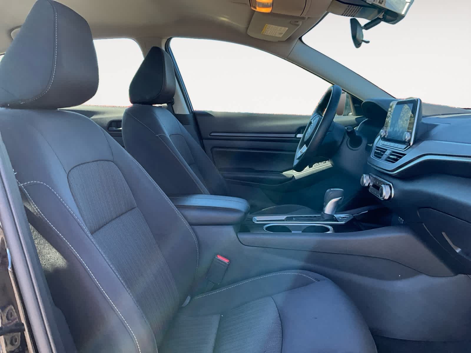 Used 2024 Nissan Altima Sedan