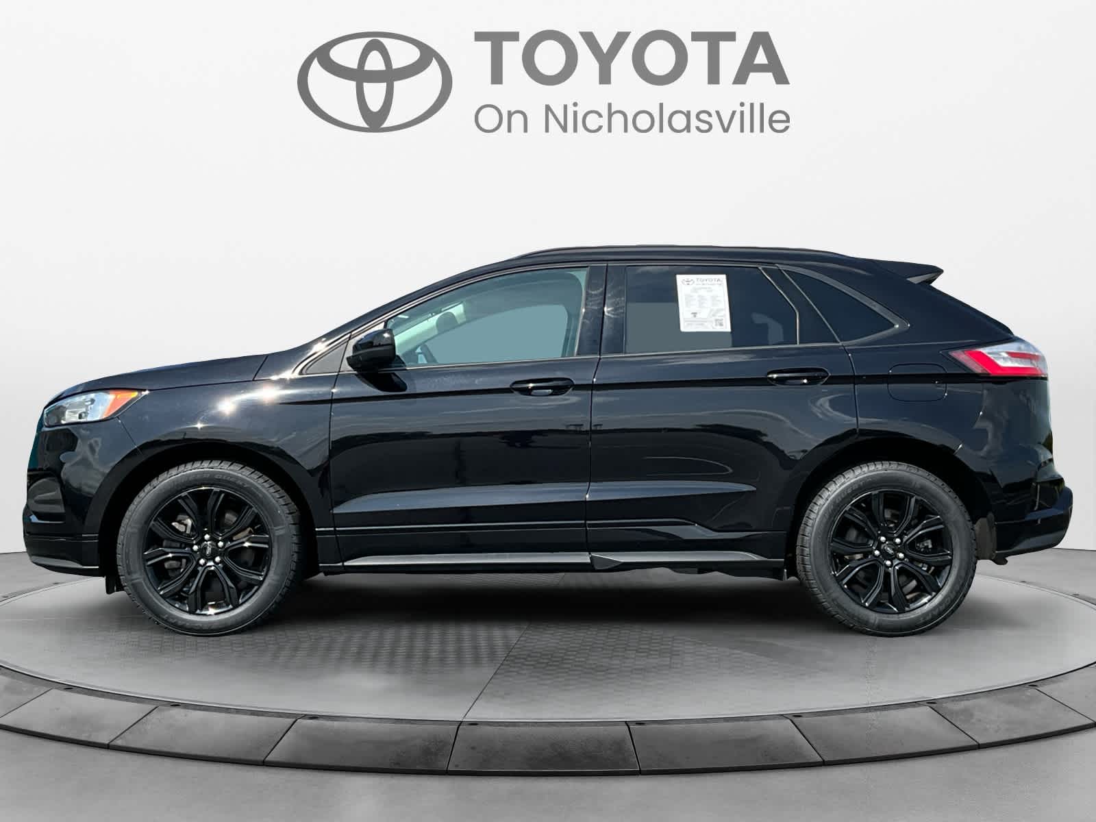 Used 2022 Ford Edge SUV