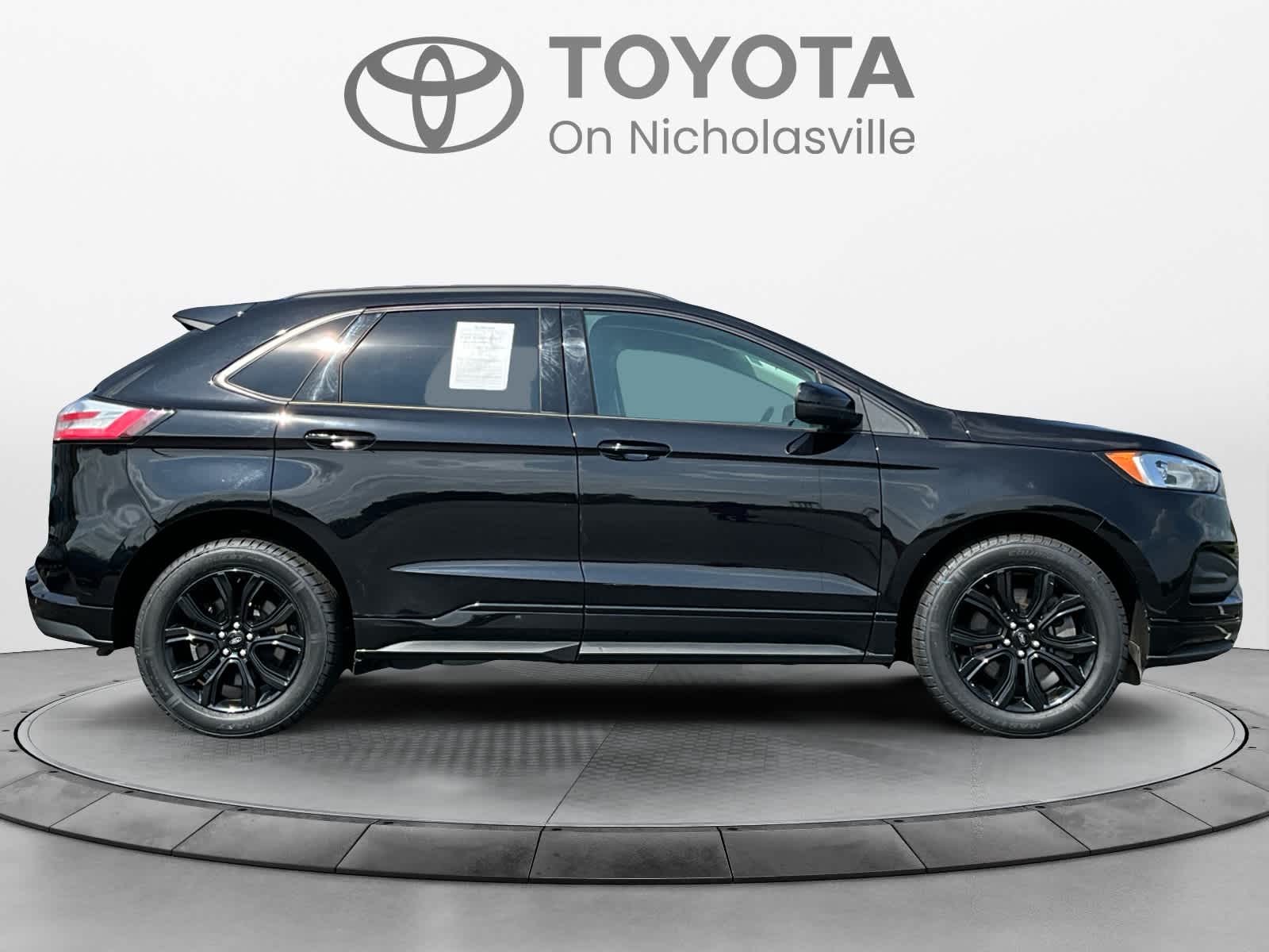 Used 2022 Ford Edge SUV