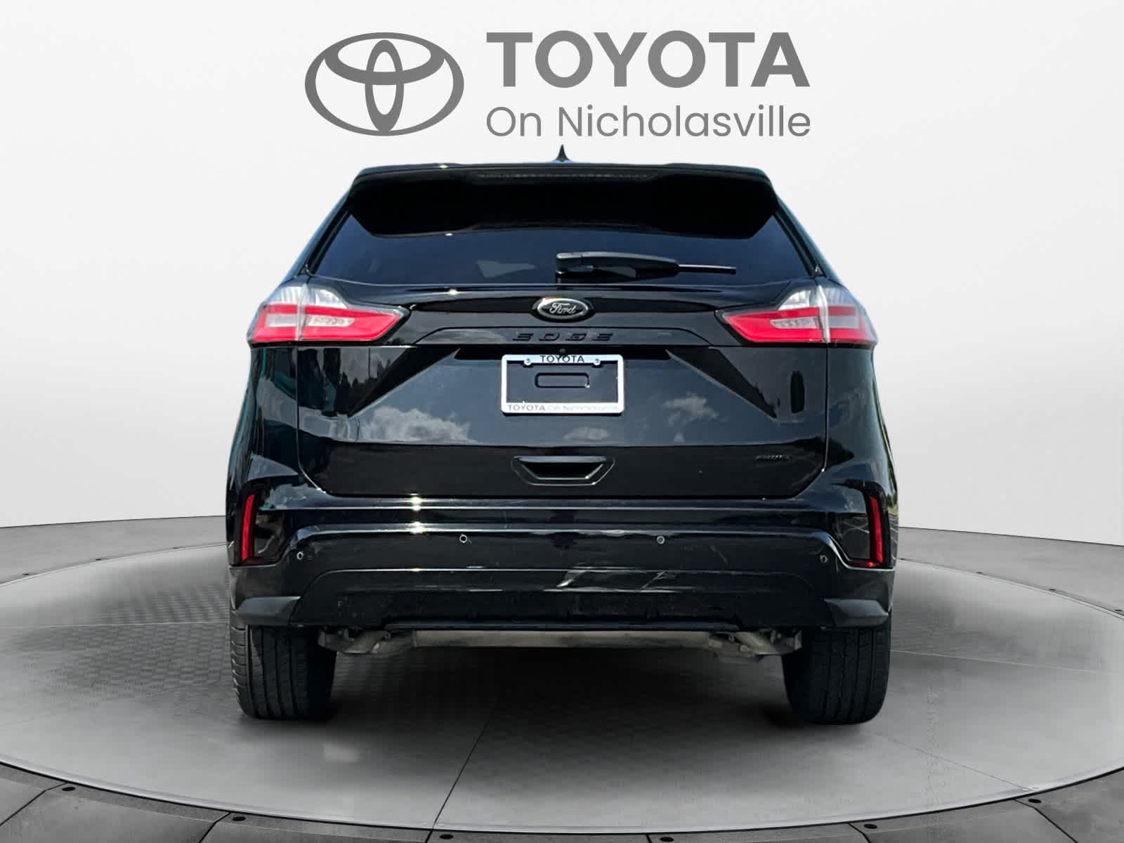 Used 2022 Ford Edge SUV