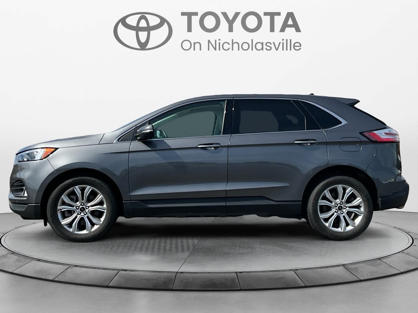 Used 2024 Ford Edge SUV