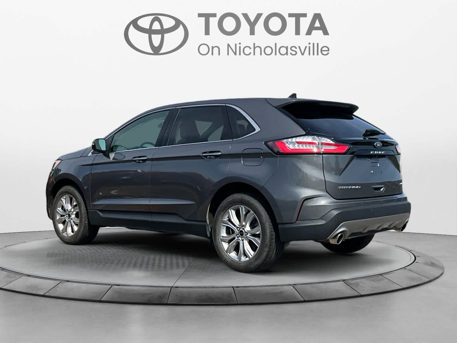 Used 2024 Ford Edge SUV