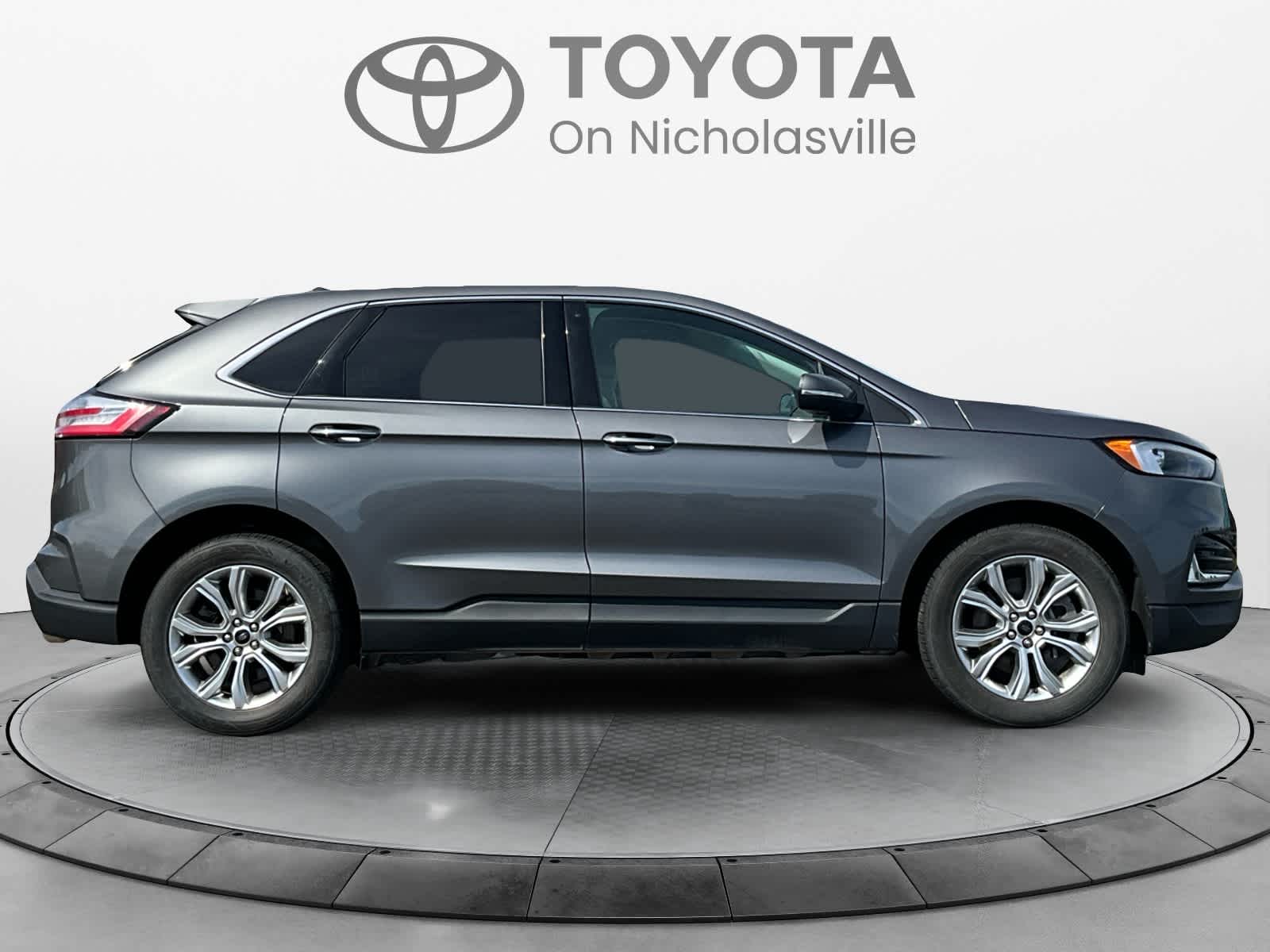 Used 2024 Ford Edge SUV
