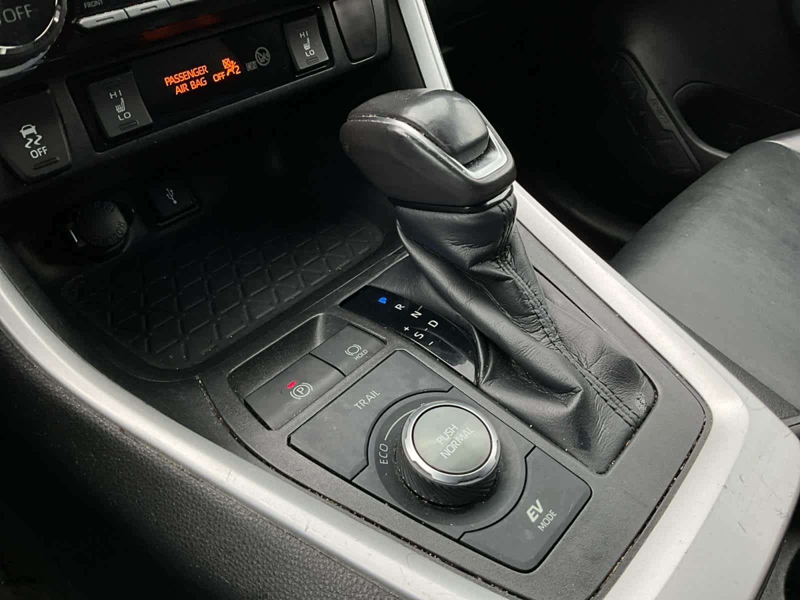 Used 2020 Toyota RAV4 SUV