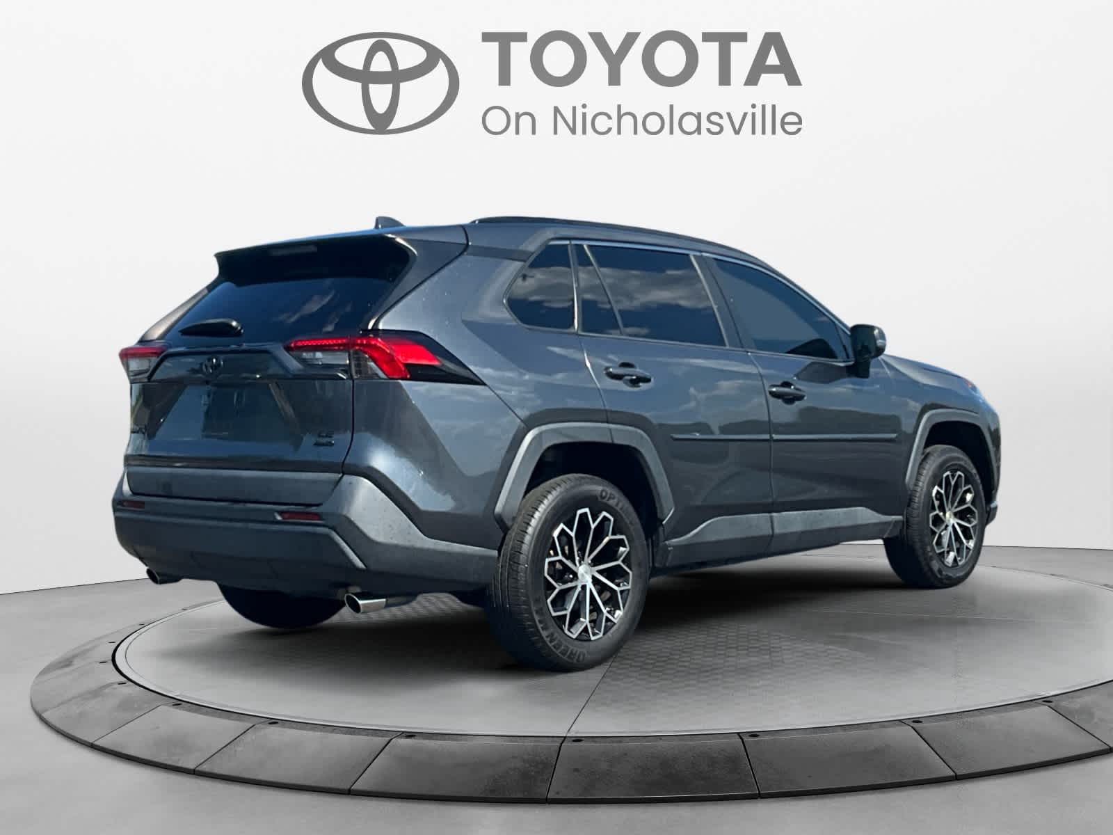 Used 2021 Toyota RAV4 SUV