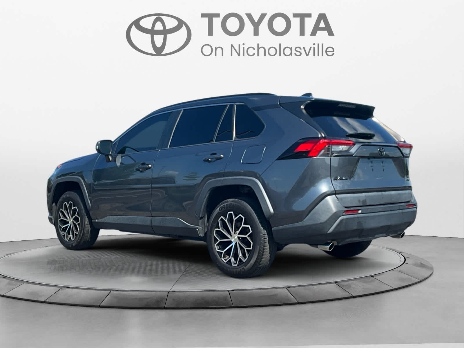 Used 2021 Toyota RAV4 SUV