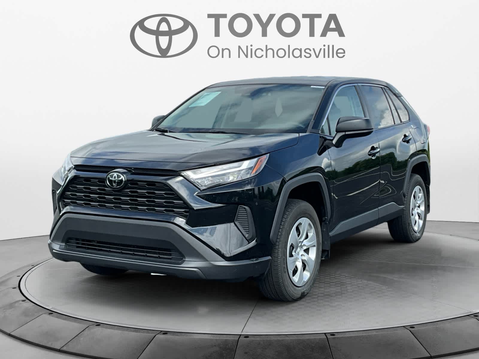 2023 Toyota RAV4 LE FWD's photo