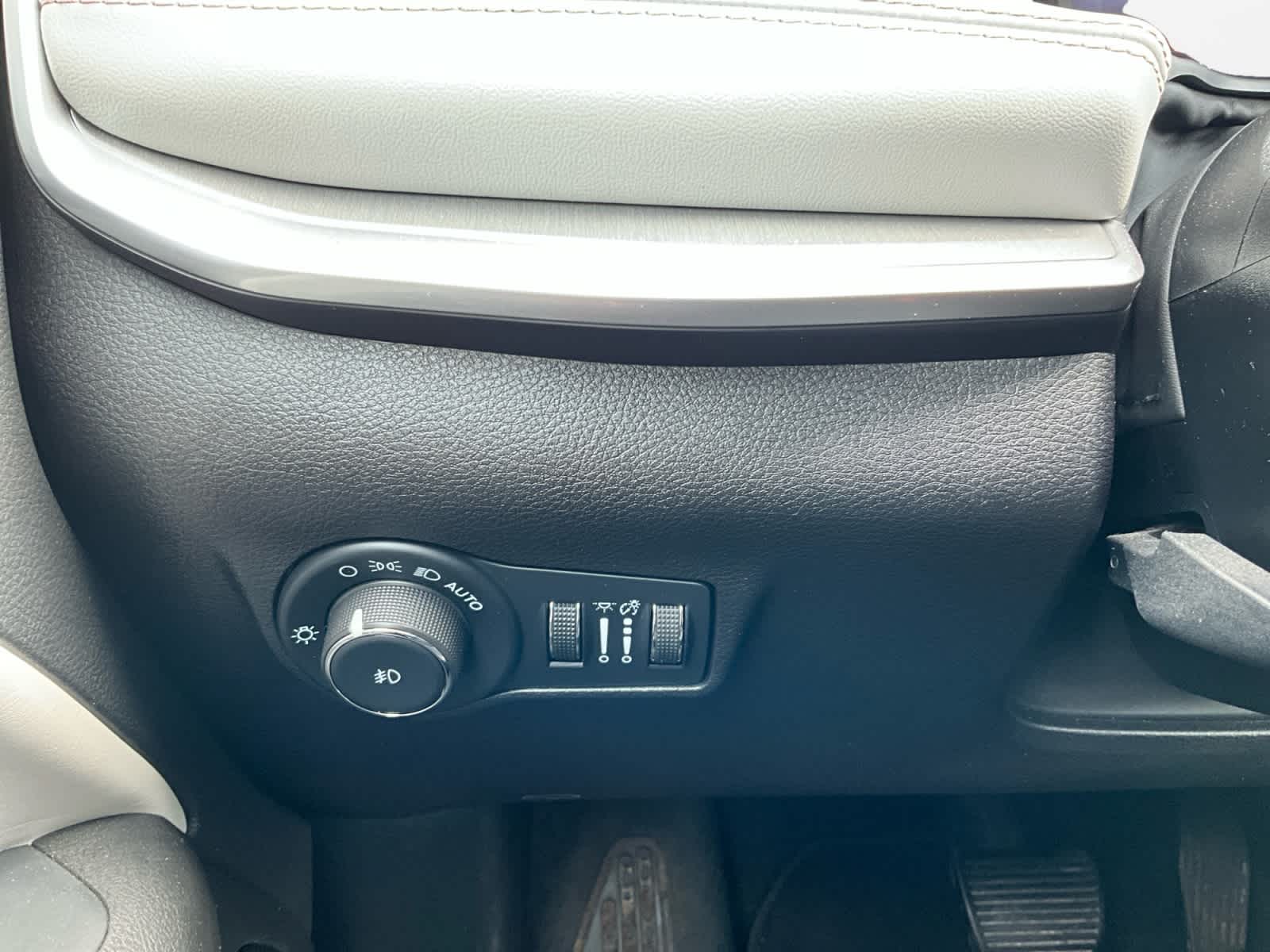 2025 Jeep Compass Limited - Photo 17