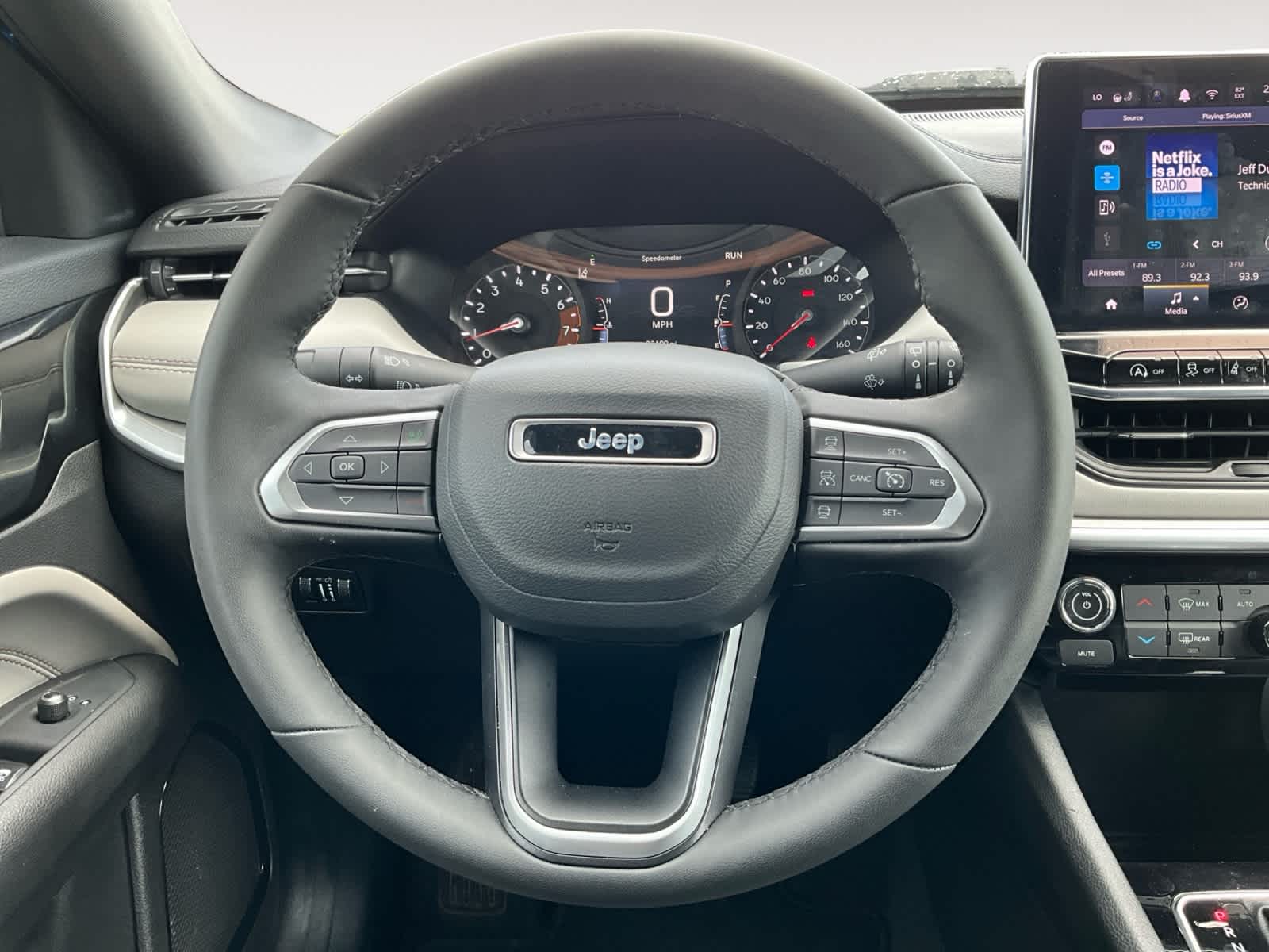 2025 Jeep Compass Limited - Photo 12