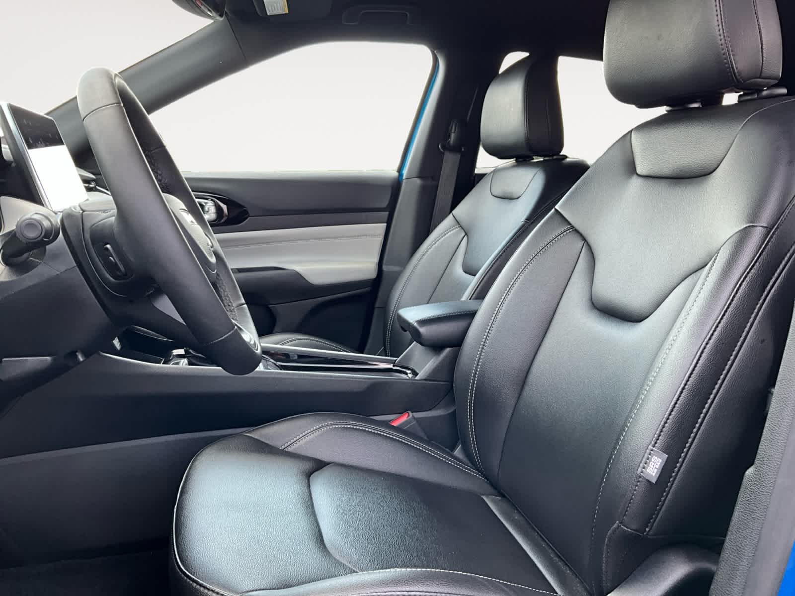 2025 Jeep Compass Limited - Photo 9