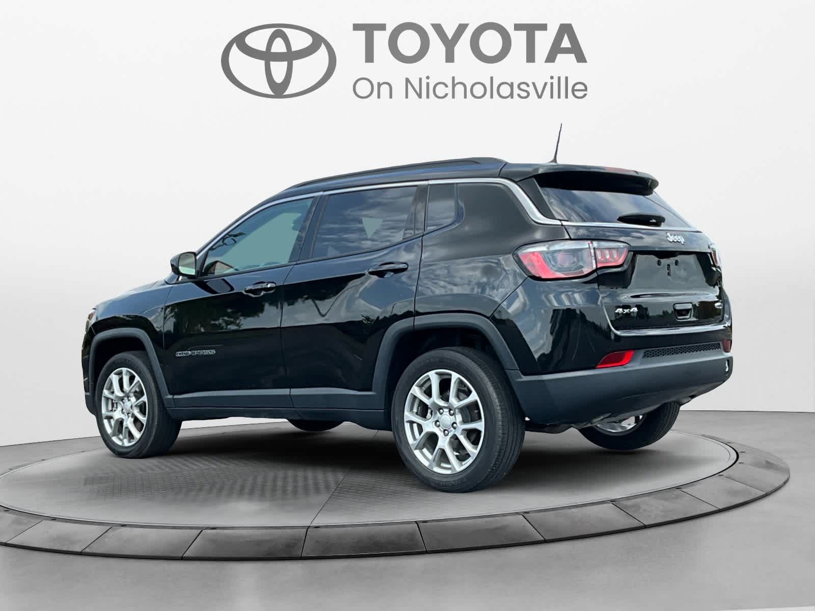 Used 2024 Jeep Compass SUV