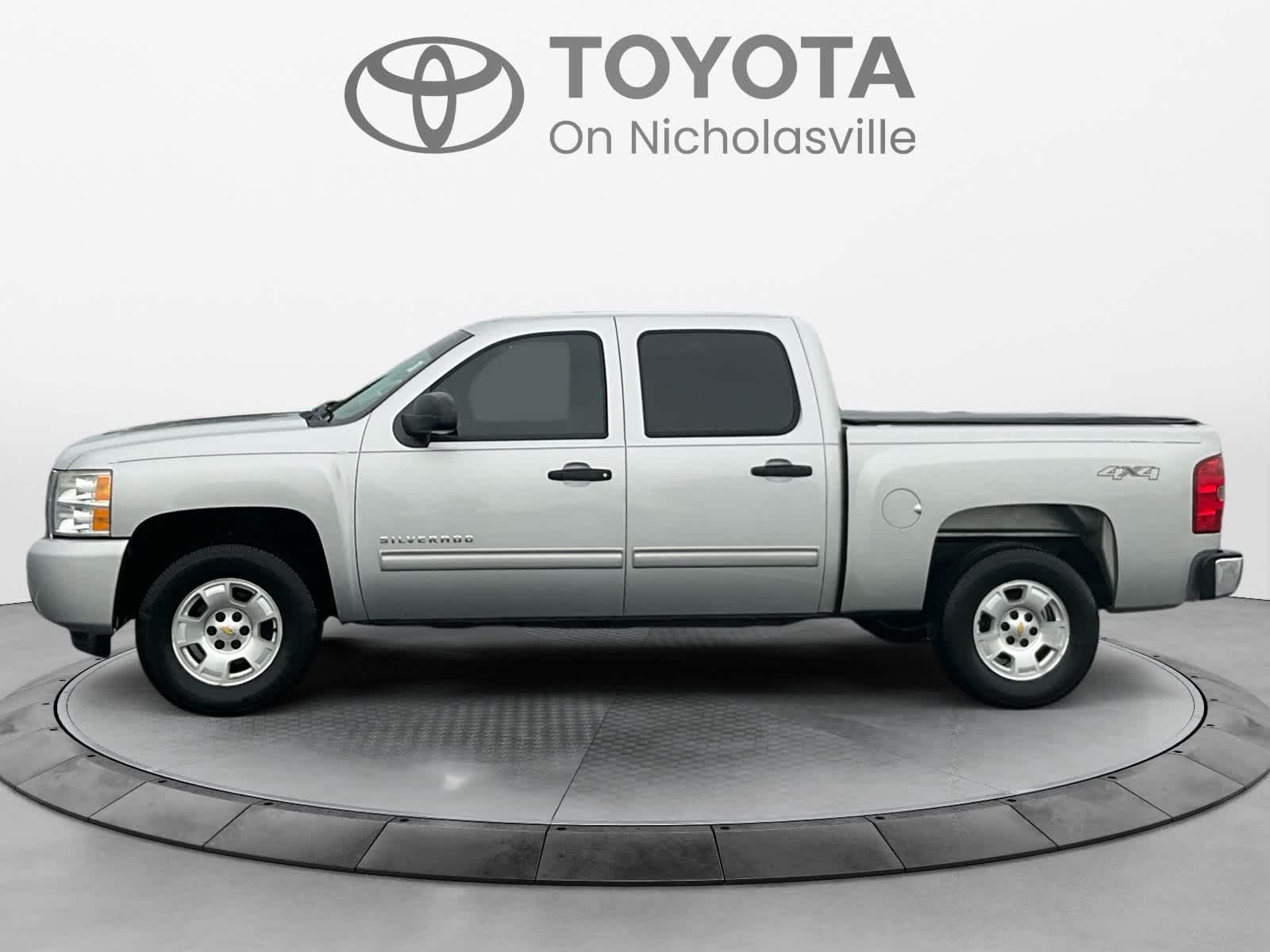 Used 2010 Chevrolet Silverado 1500 LT with VIN 3GCRKSE34AG186588 for sale in Nicholasville, KY