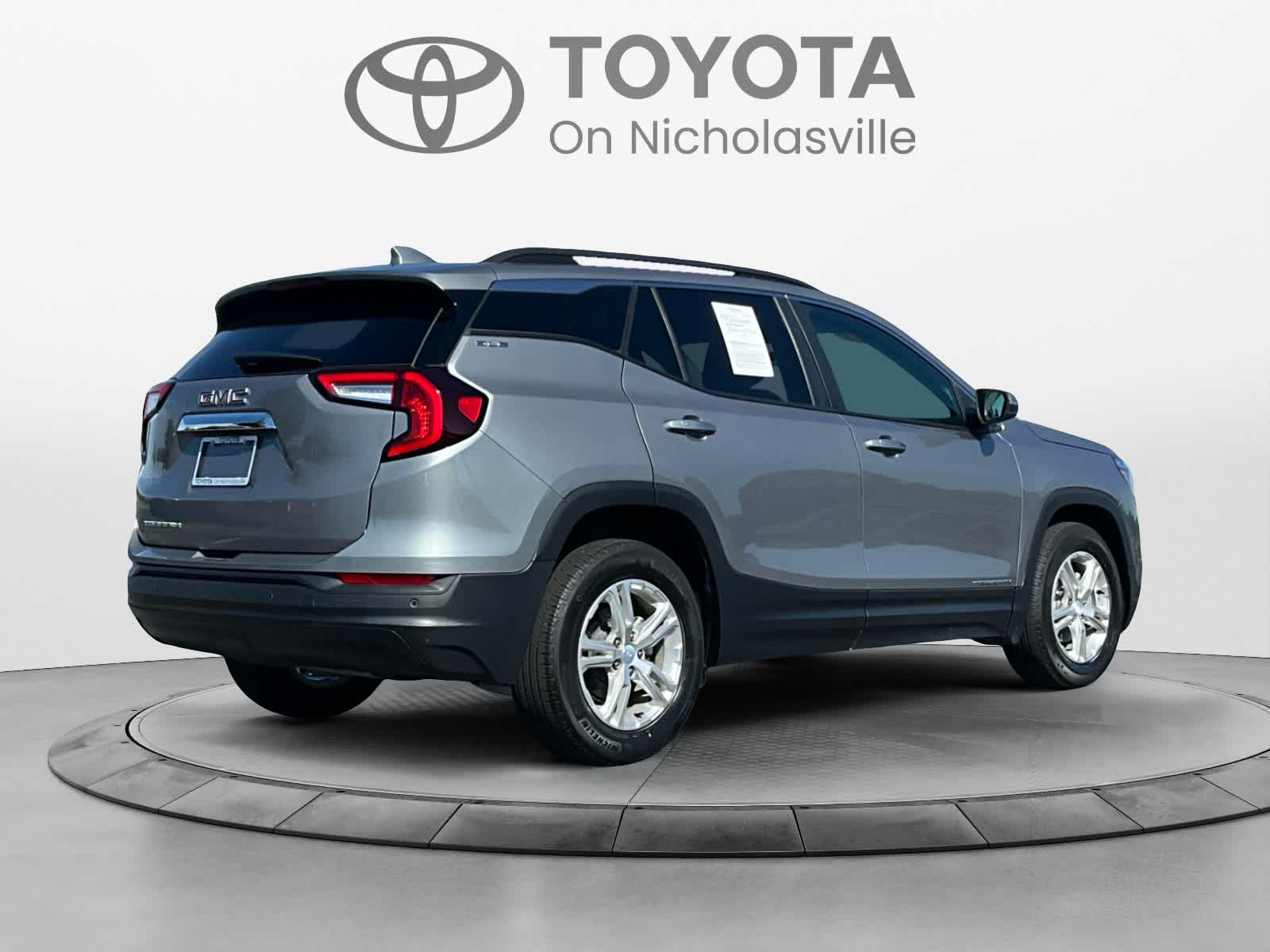 Used 2023 GMC Terrain SUV
