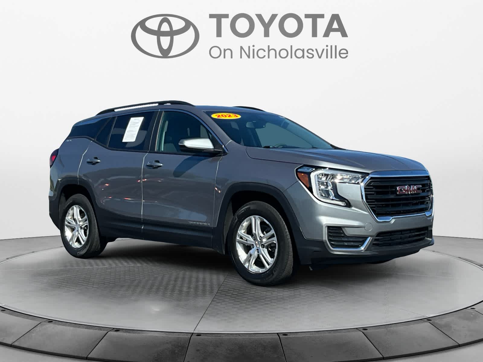 Used 2023 GMC Terrain SUV
