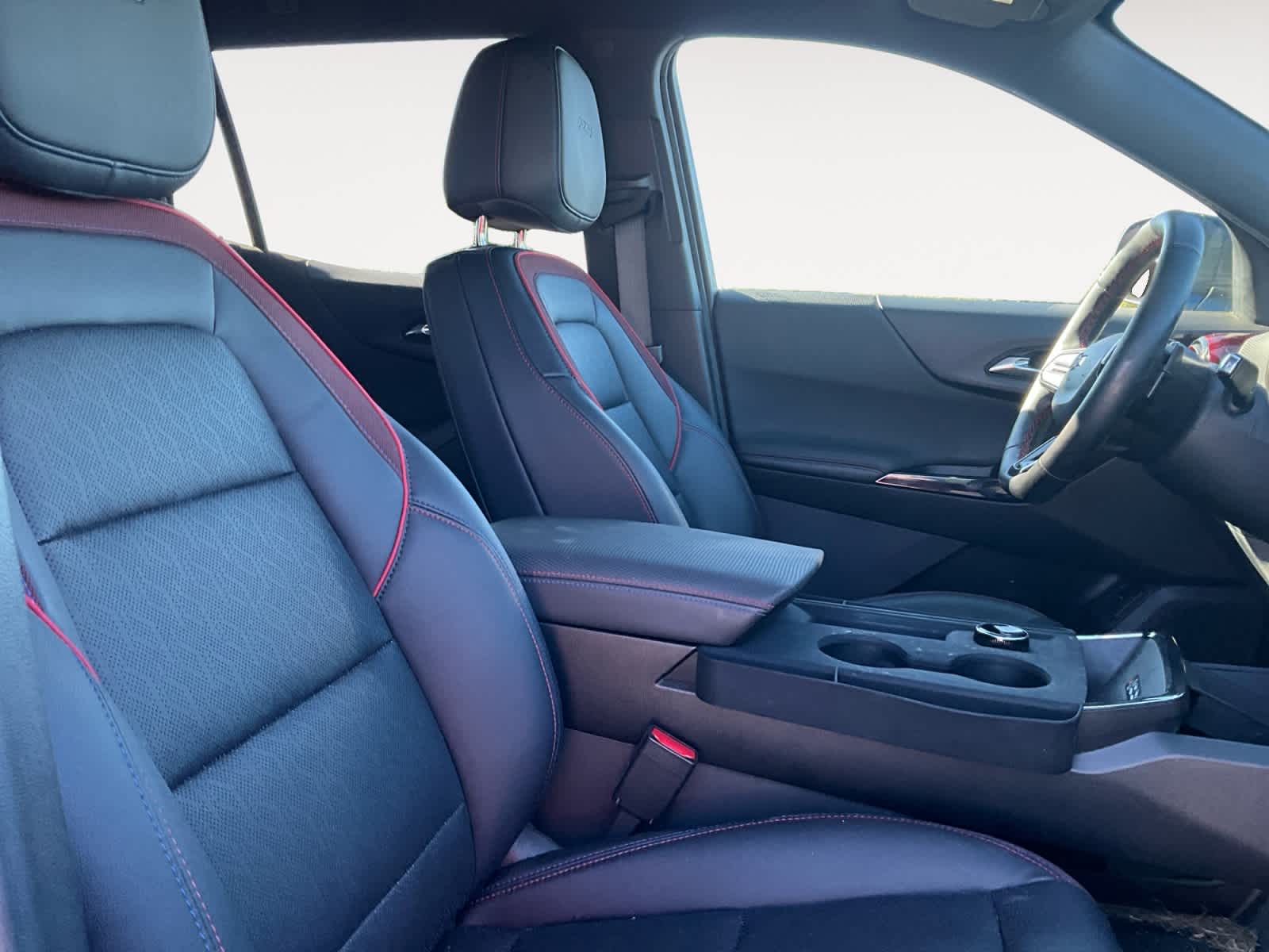Used 2025 Chevrolet Equinox SUV