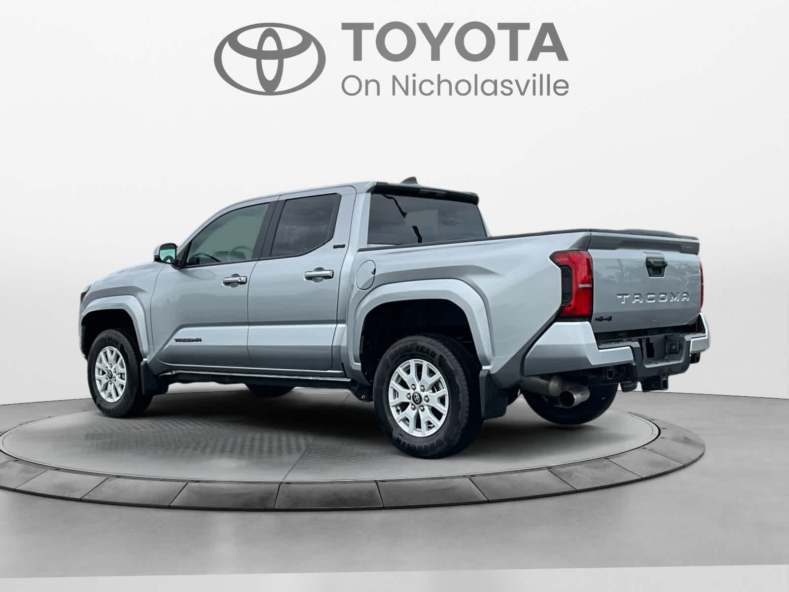 Used 2025 Toyota Tacoma Truck