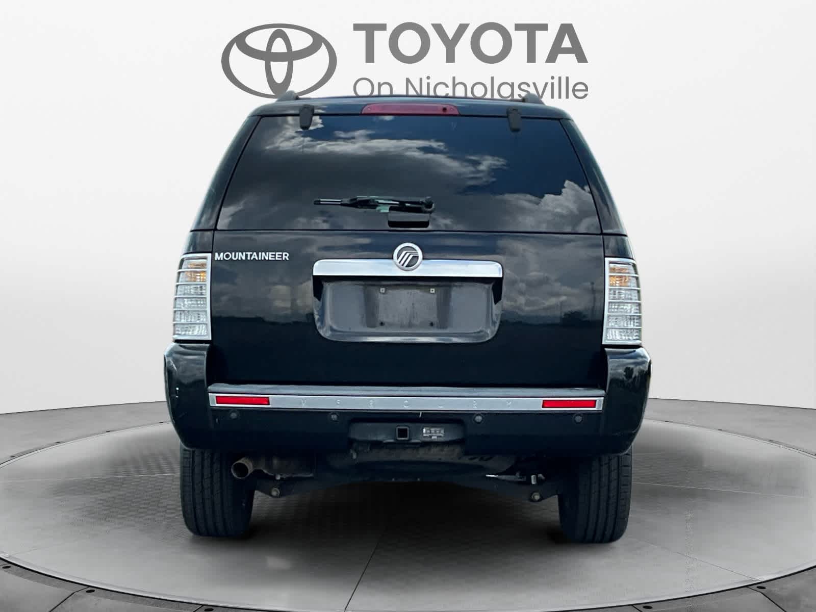 Used 2010 Mercury Mountaineer SUV
