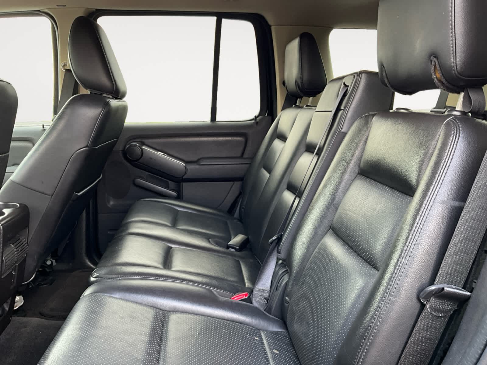 Used 2010 Mercury Mountaineer SUV