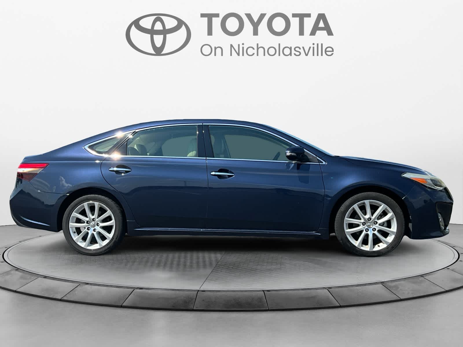 Used 2014 Toyota Avalon Sedan
