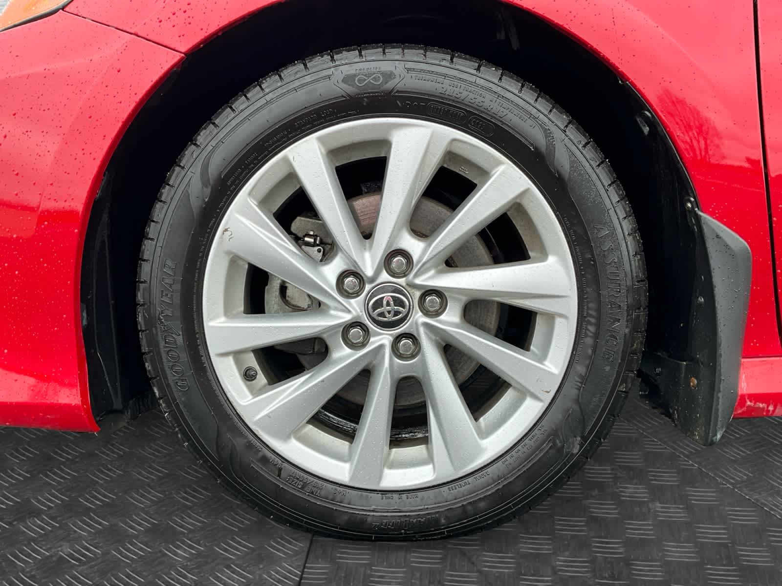 2023 Toyota Camry LE - Photo 16