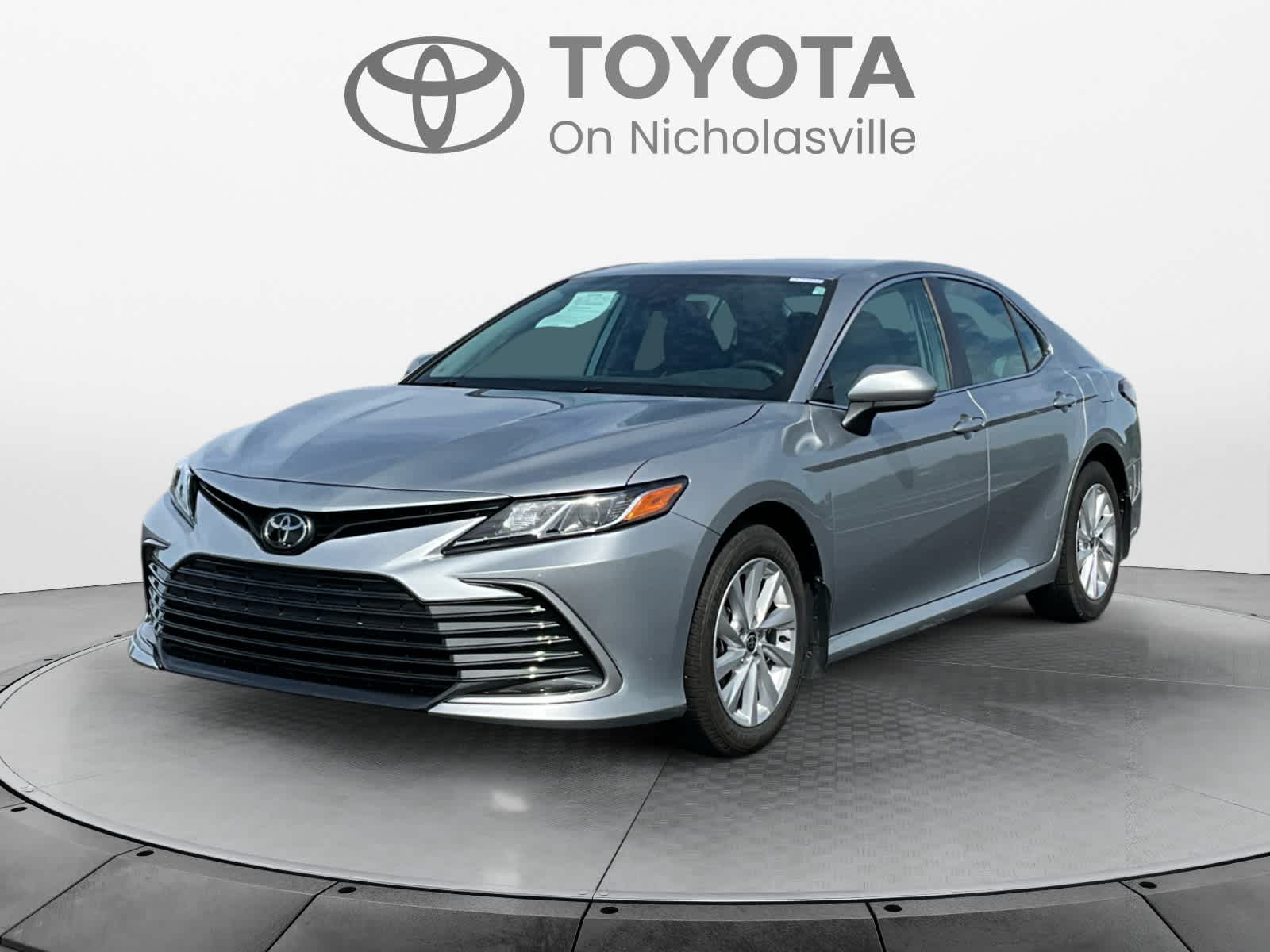 2023 Toyota Camry LE AWD's photo