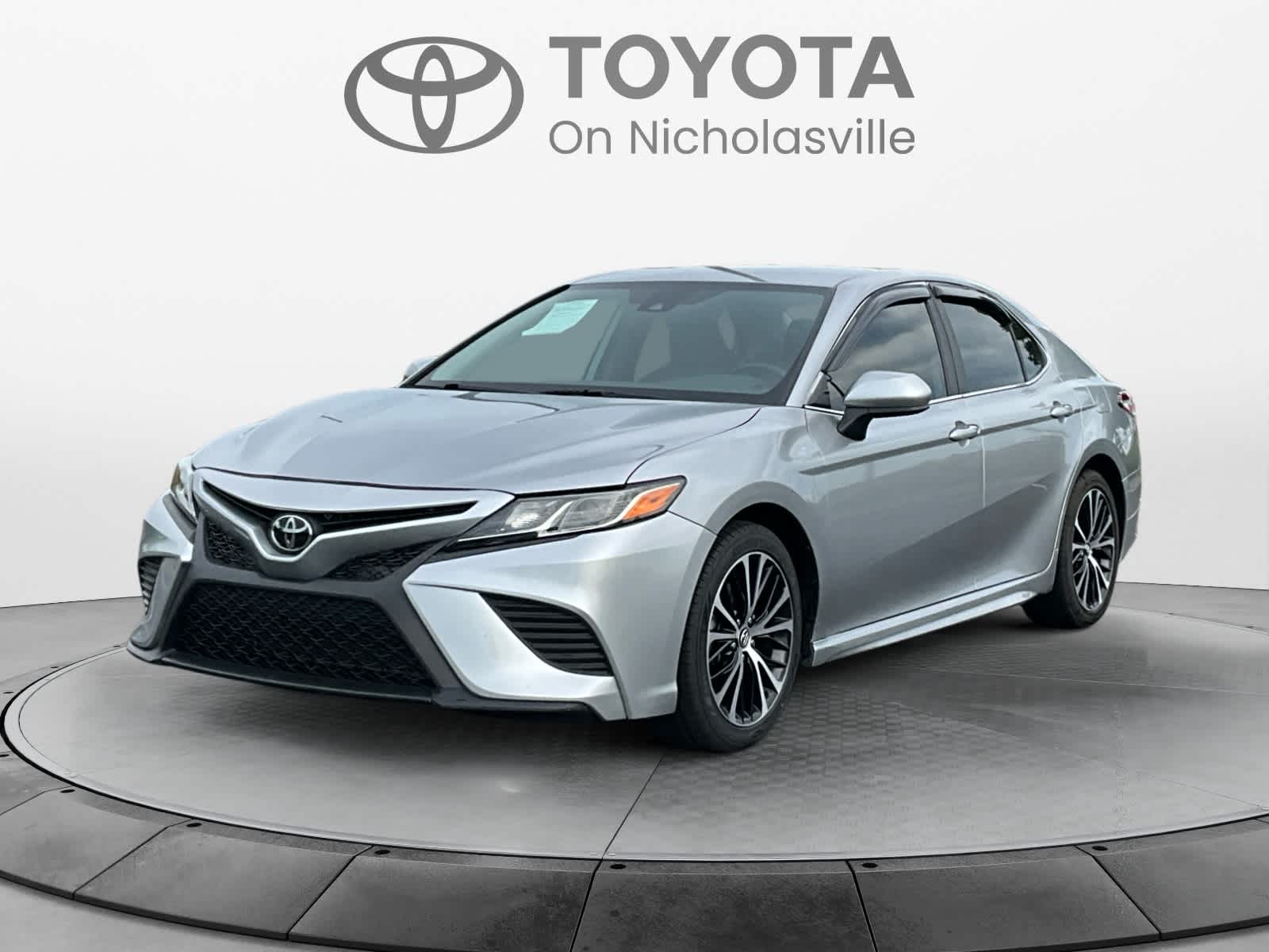 2020 Toyota Camry 2.5 Auto SE's photo