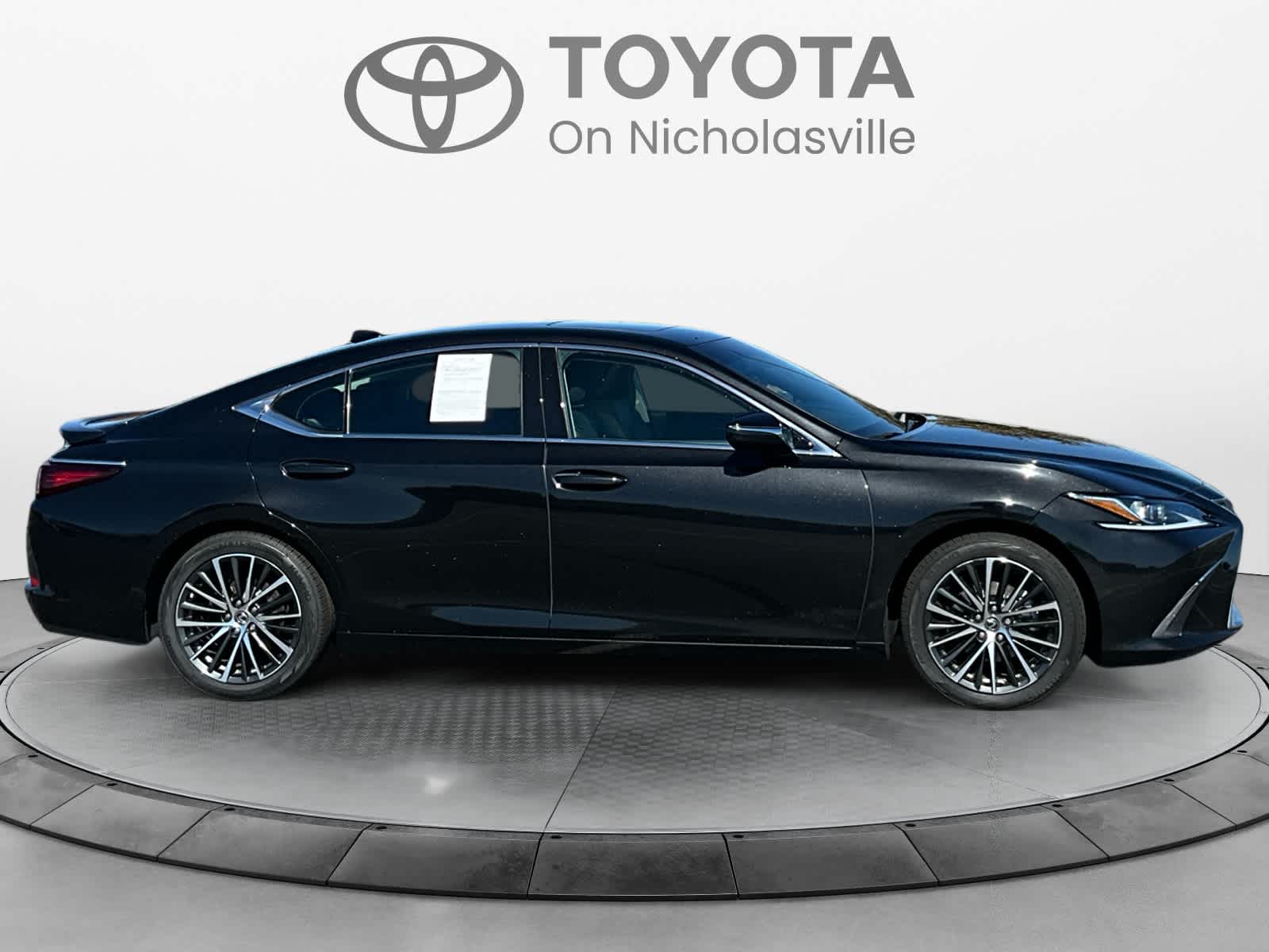 Used 2024 Lexus ES 350 Sedan