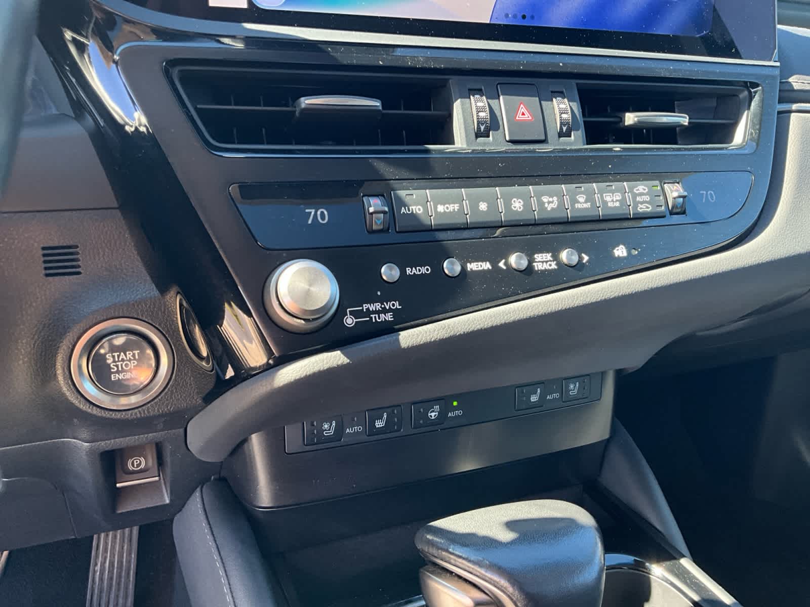 Used 2024 Lexus ES 350 Sedan