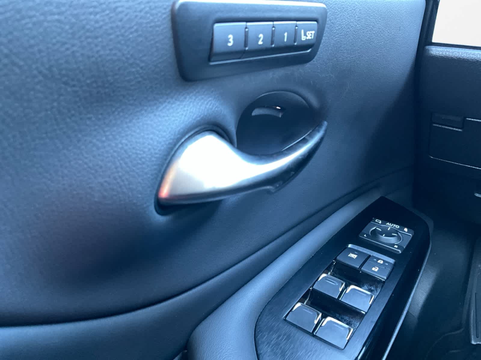 Used 2024 Lexus ES 350 Sedan