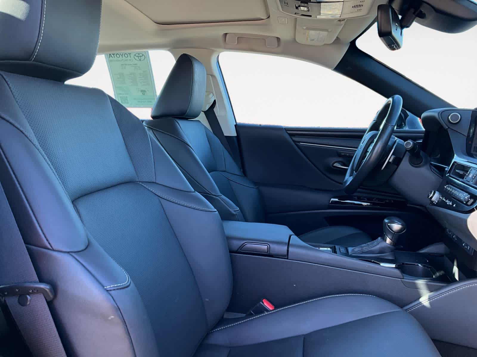 Used 2024 Lexus ES 350 Sedan