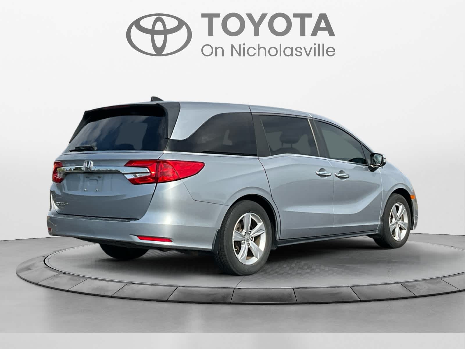 Used 2019 Honda Odyssey Van