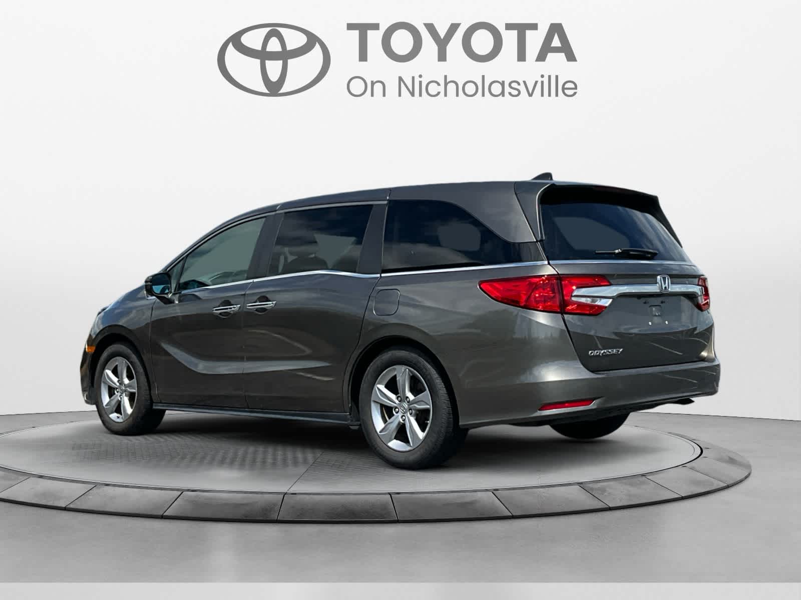 Used 2018 Honda Odyssey Van