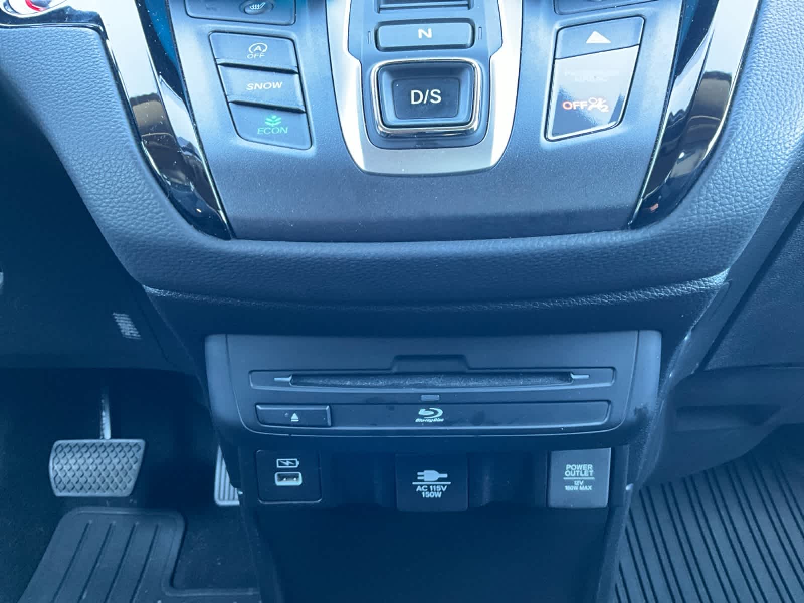 Used 2024 Honda Odyssey Van