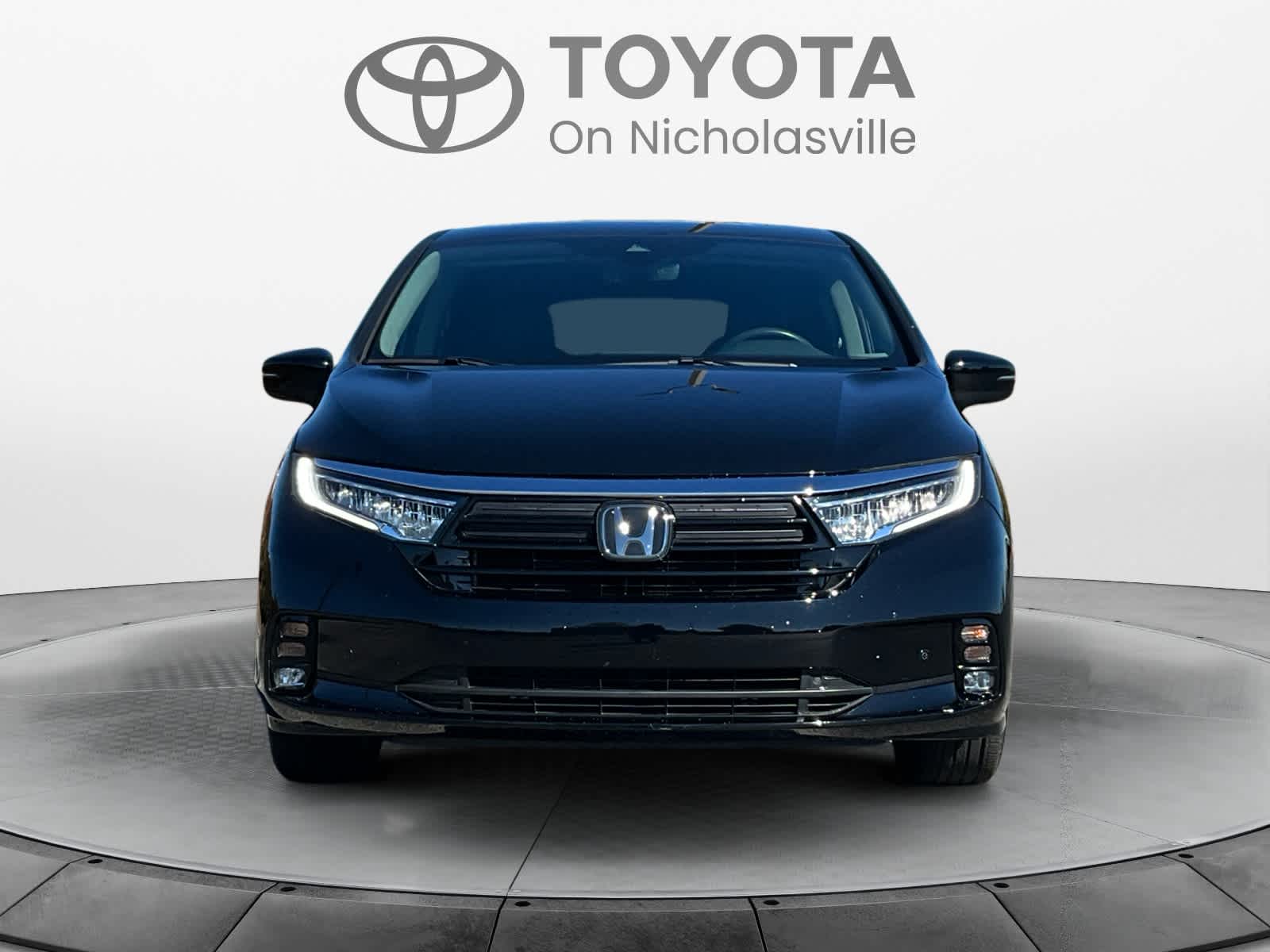 Used 2024 Honda Odyssey Van