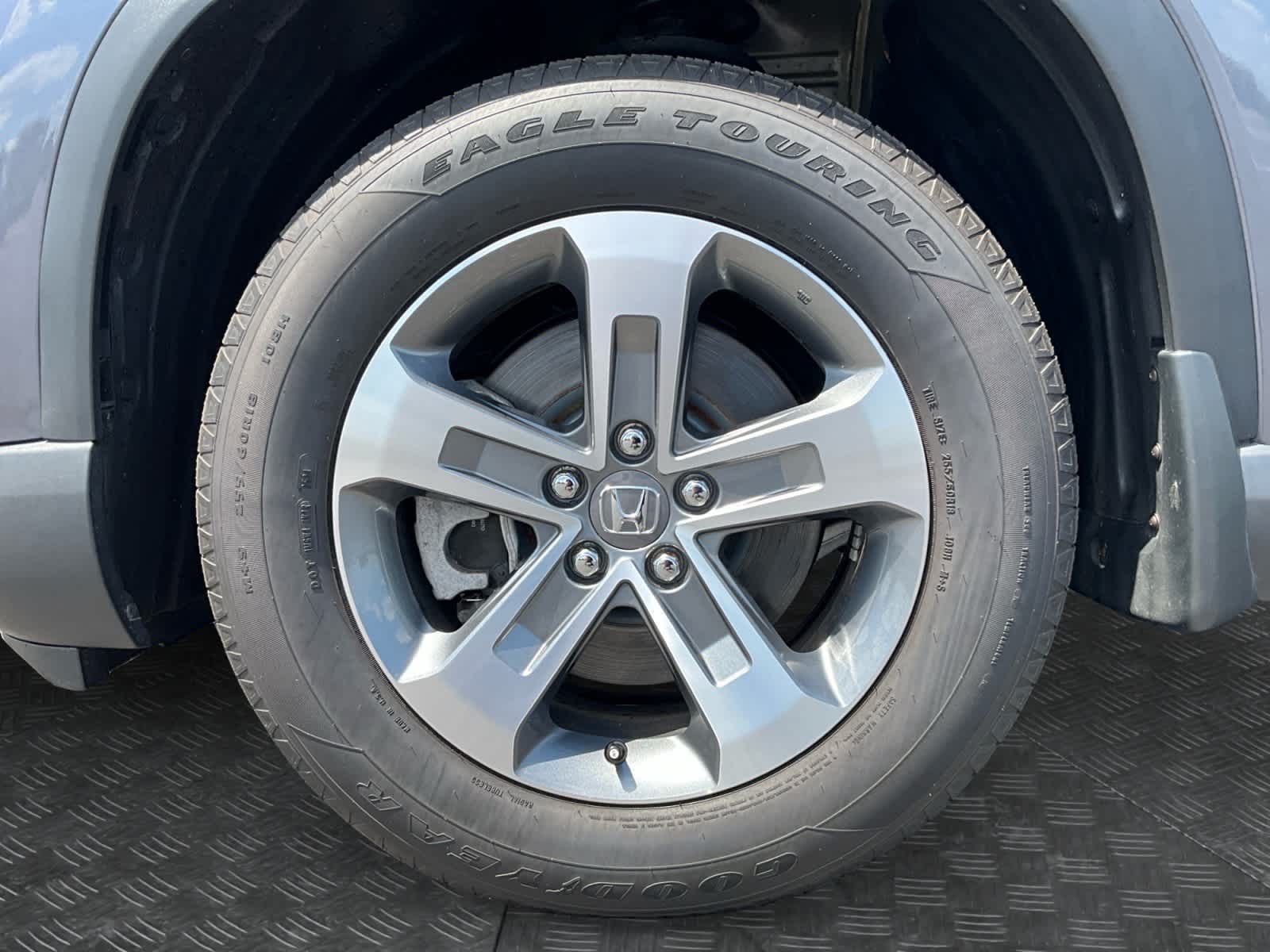 Used 2025 Honda Pilot SUV