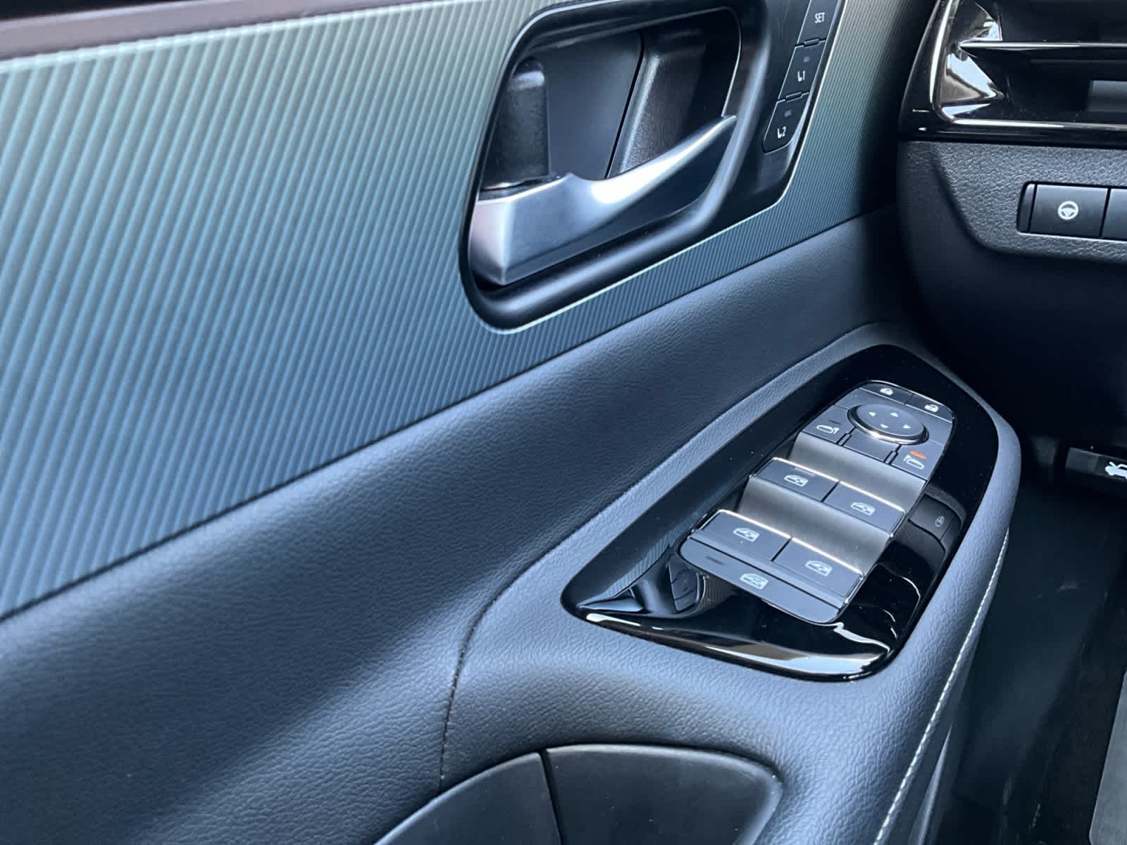 2025 Nissan Murano SL - Photo 21