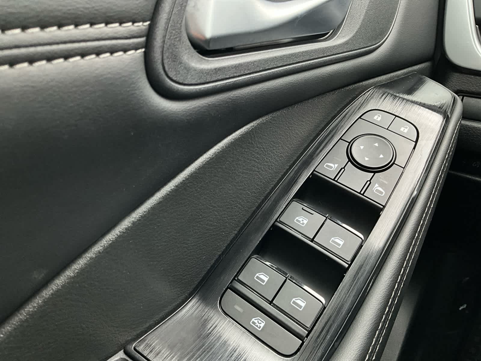 Used 2023 Nissan Rogue SUV
