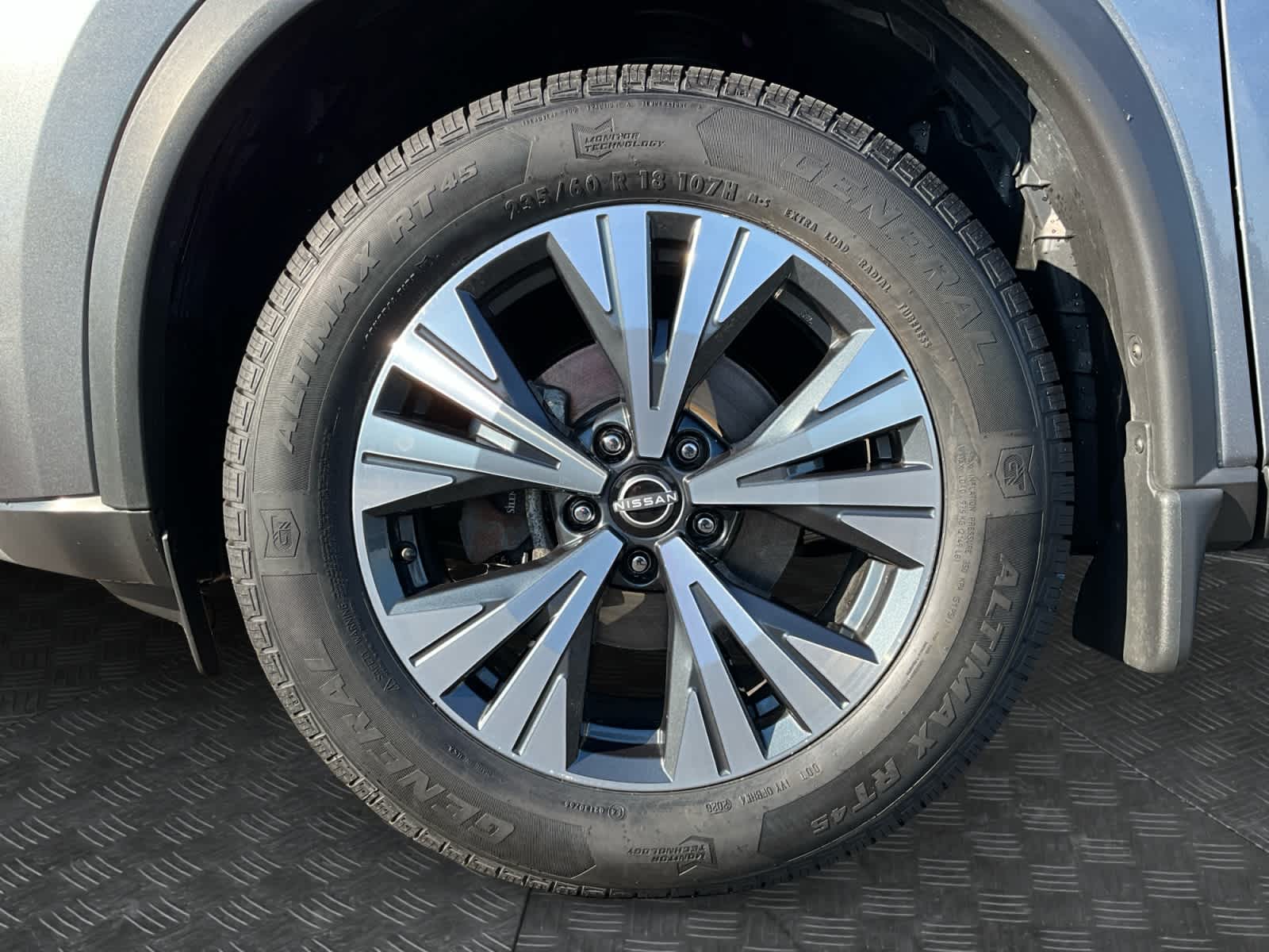 Used 2023 Nissan Rogue SUV