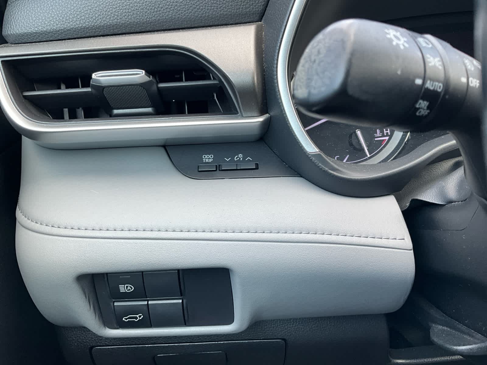Used 2020 Toyota Highlander SUV