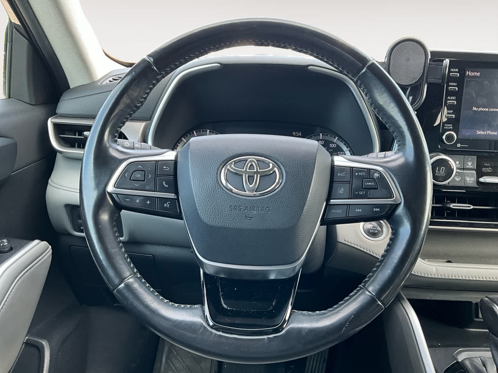 Used 2020 Toyota Highlander SUV